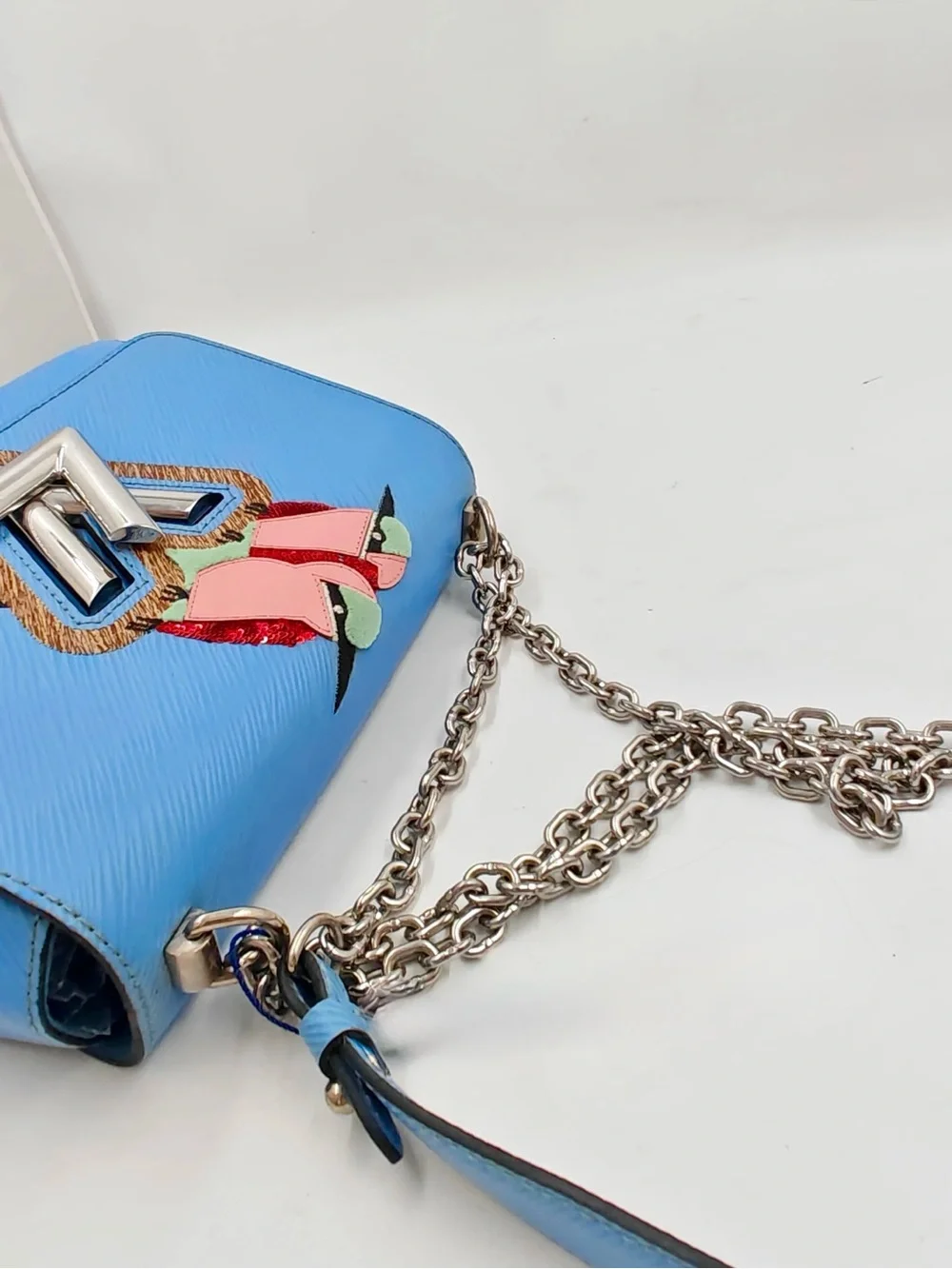 Authentic Louis Vuitton Twist MM Blue Epi Leather Limited Edition Bird Crossbody - Picture 7 of 15
